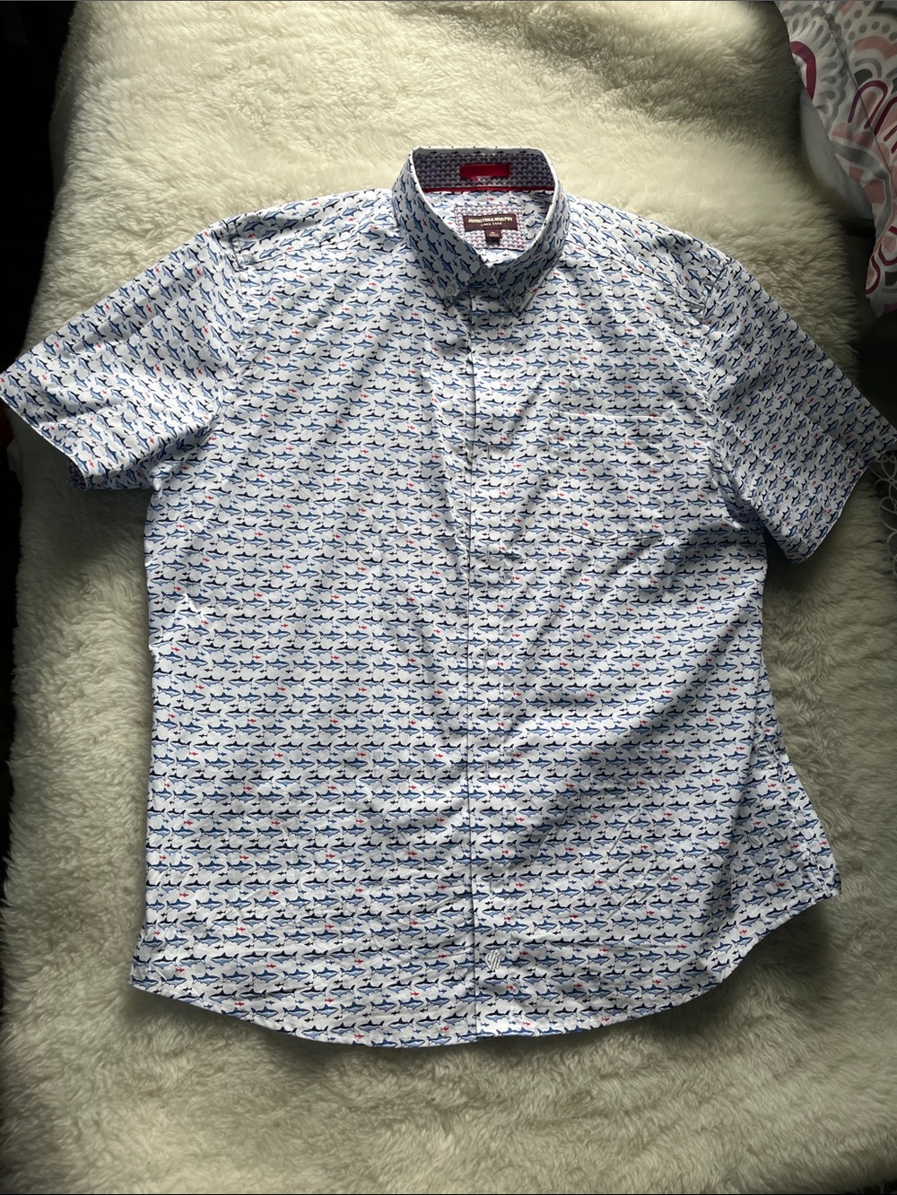 Johnston & Murphy Short-Sleeve button down White with Blue & Red sharks sz XL